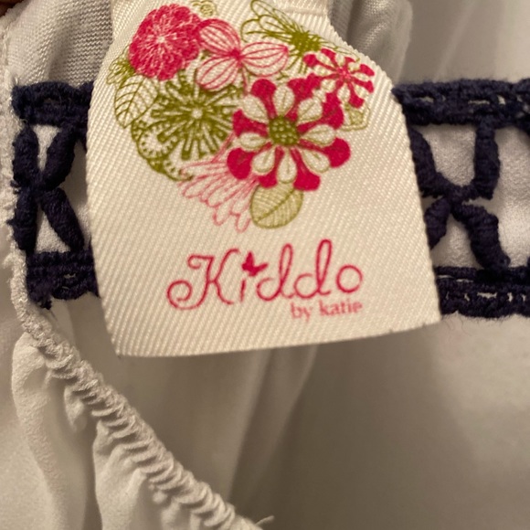 Little Girls Dress.  Never worn. Cream. - Picture 7 of 11